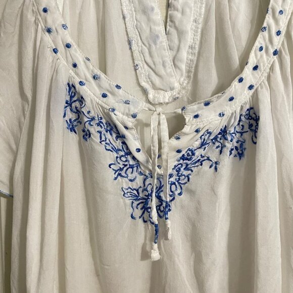Abercrombie & Fitch Womens White Blue Tie Floral Embroider Bohemian Blouse Small - Picture 3 of 9